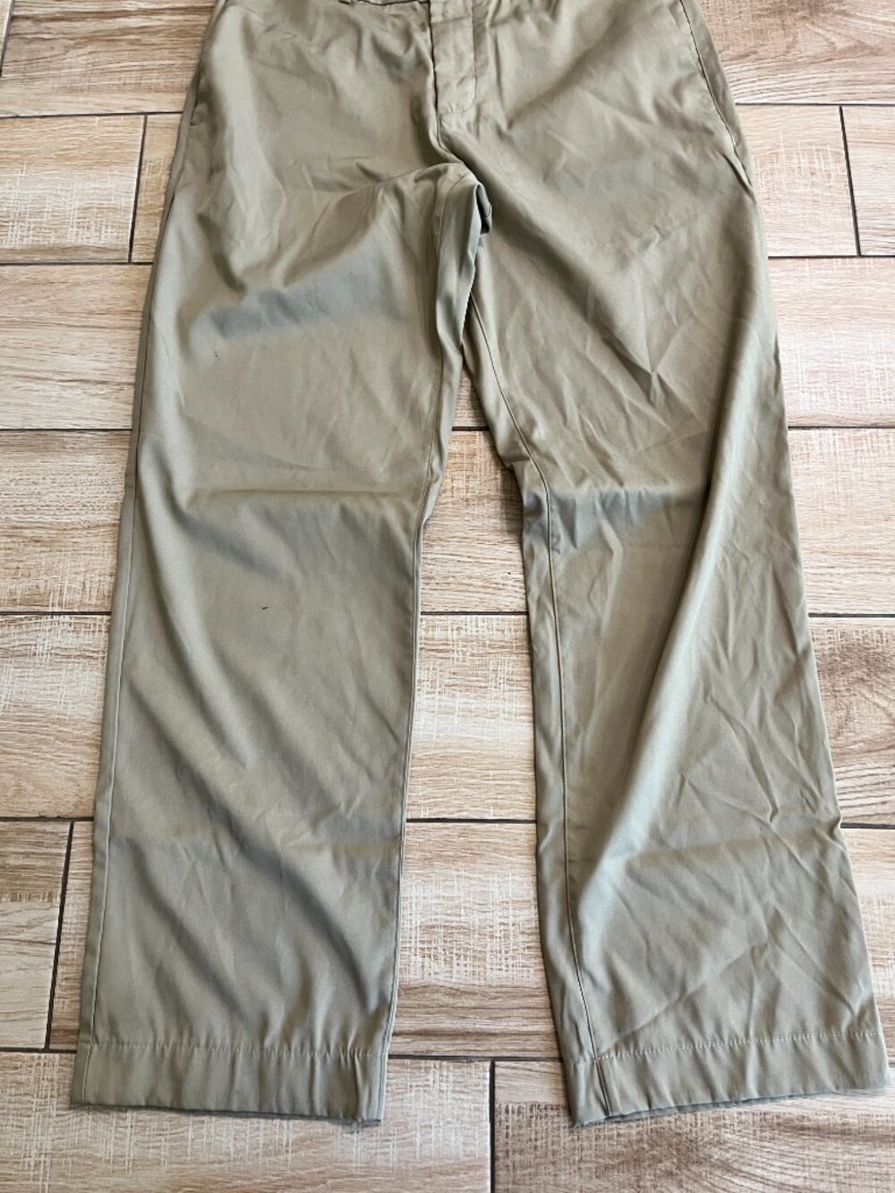Mens Nike Dri-Fit Tan Khaki Pants - 30x36 - Picture 3 of 11